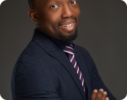 Portrait of the I-Vine Training founder.